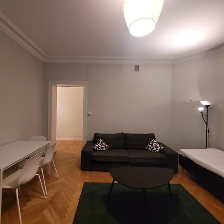 Home Inn Vmg Стокхолм Екстериор снимка